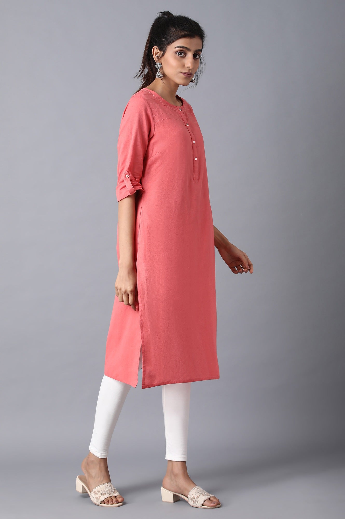 Peach Round Neck Solid kurta