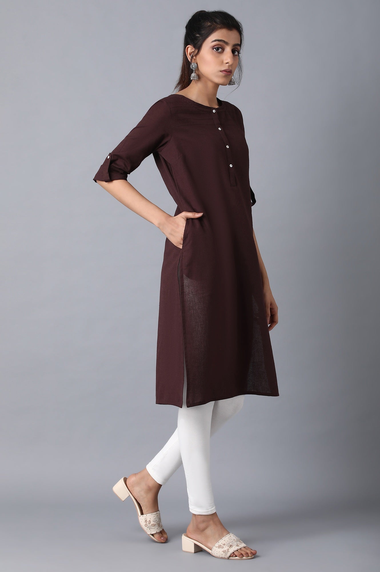 Brown Round Neck Solid kurta