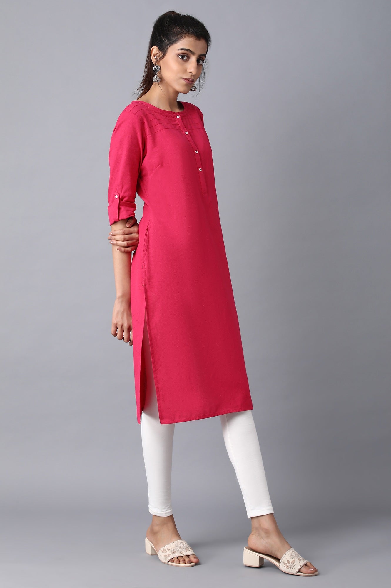 Pink Round Neck Solid kurta