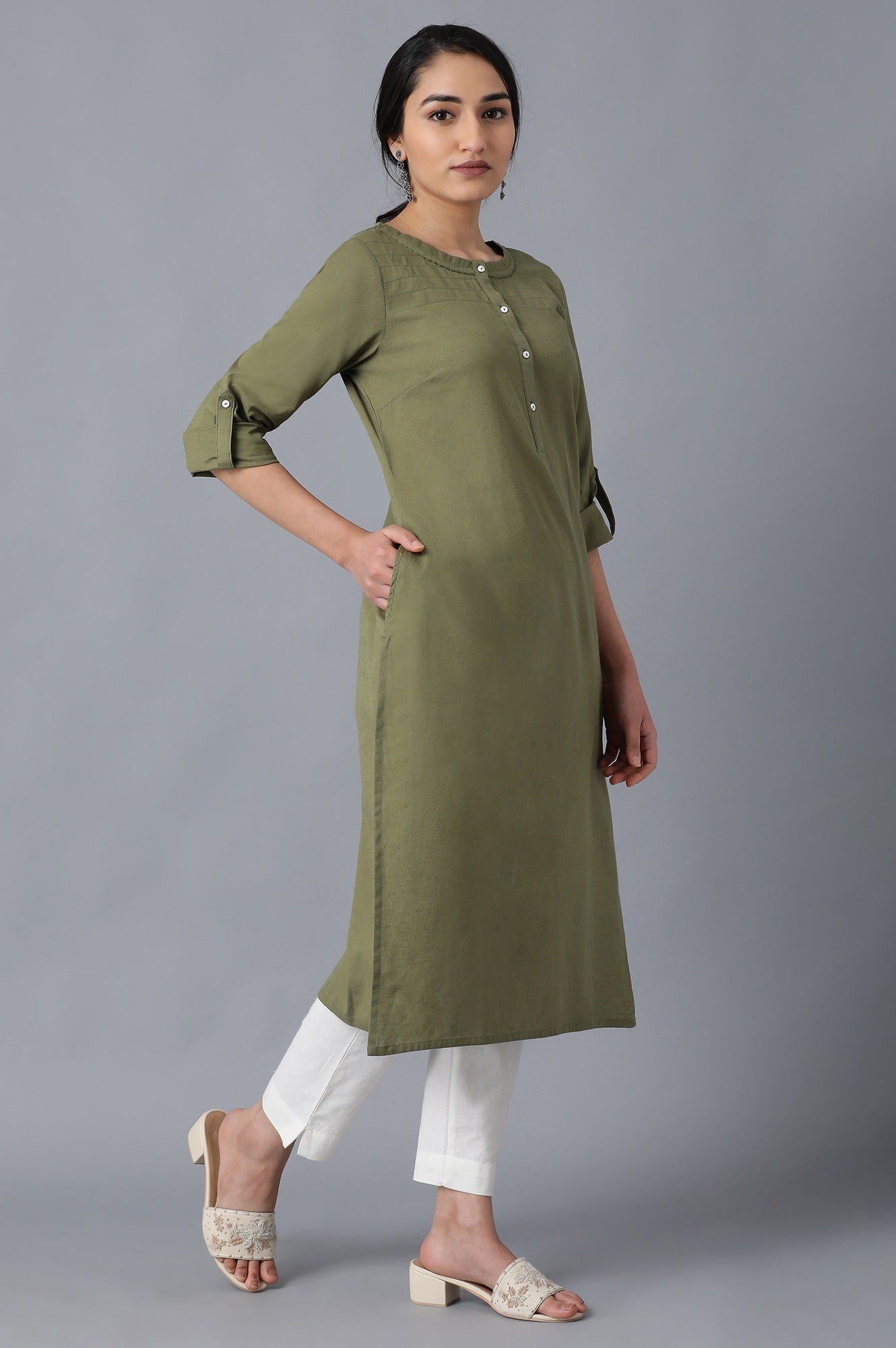 Green Round Neck Solid kurta