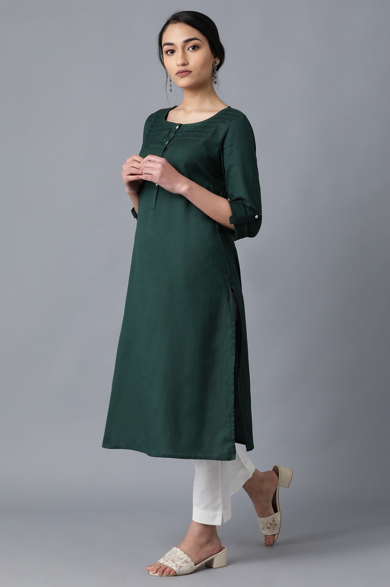 Green Round Neck Solid kurta