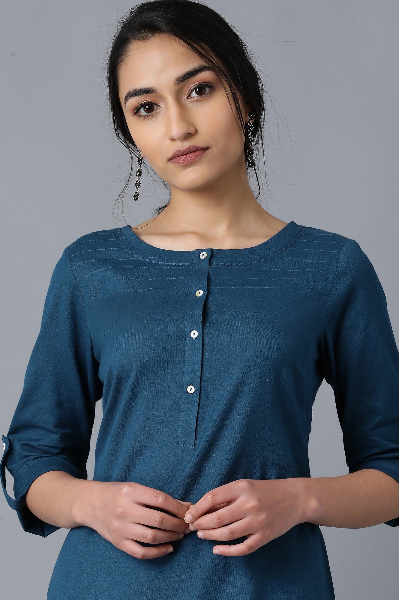 Blue Round Neck Solid kurta