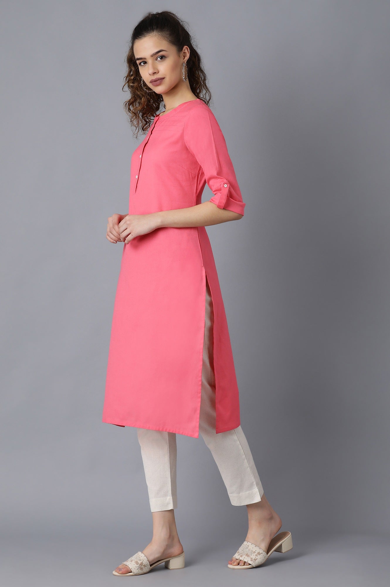 Pink Round Neck Solid kurta