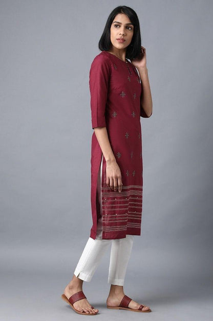 Maroon Round Neck Embroidered kurta - wforwoman