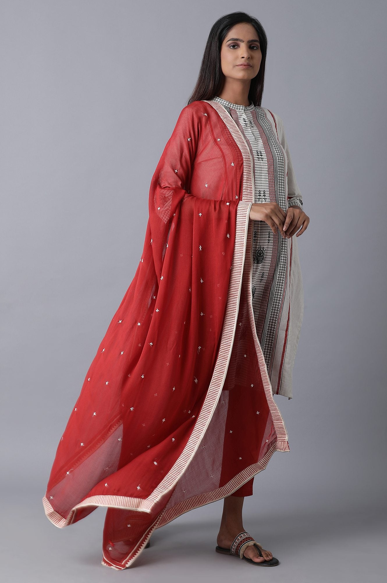 Red Booti Dupatta