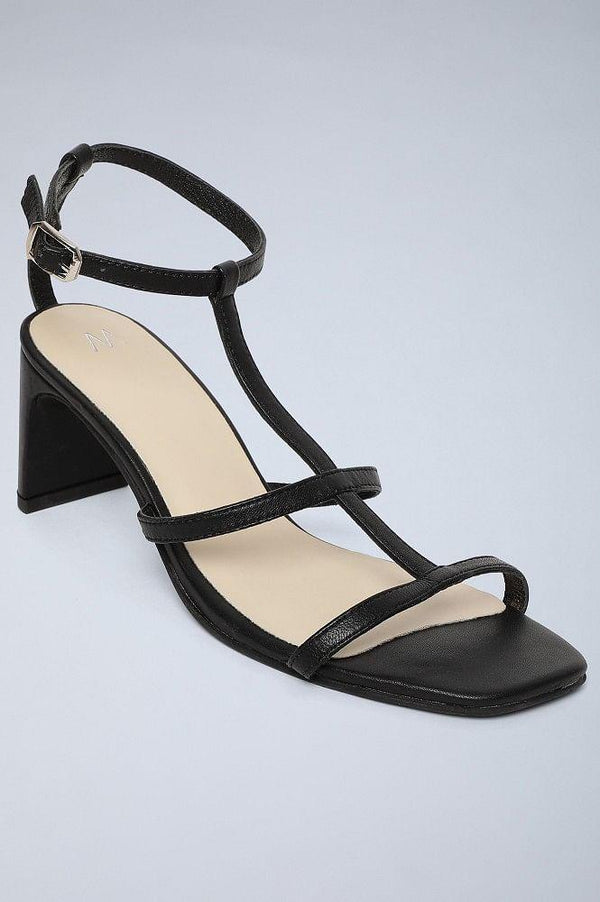 W Black Square Toe Sleek Block Heel-Wwilly