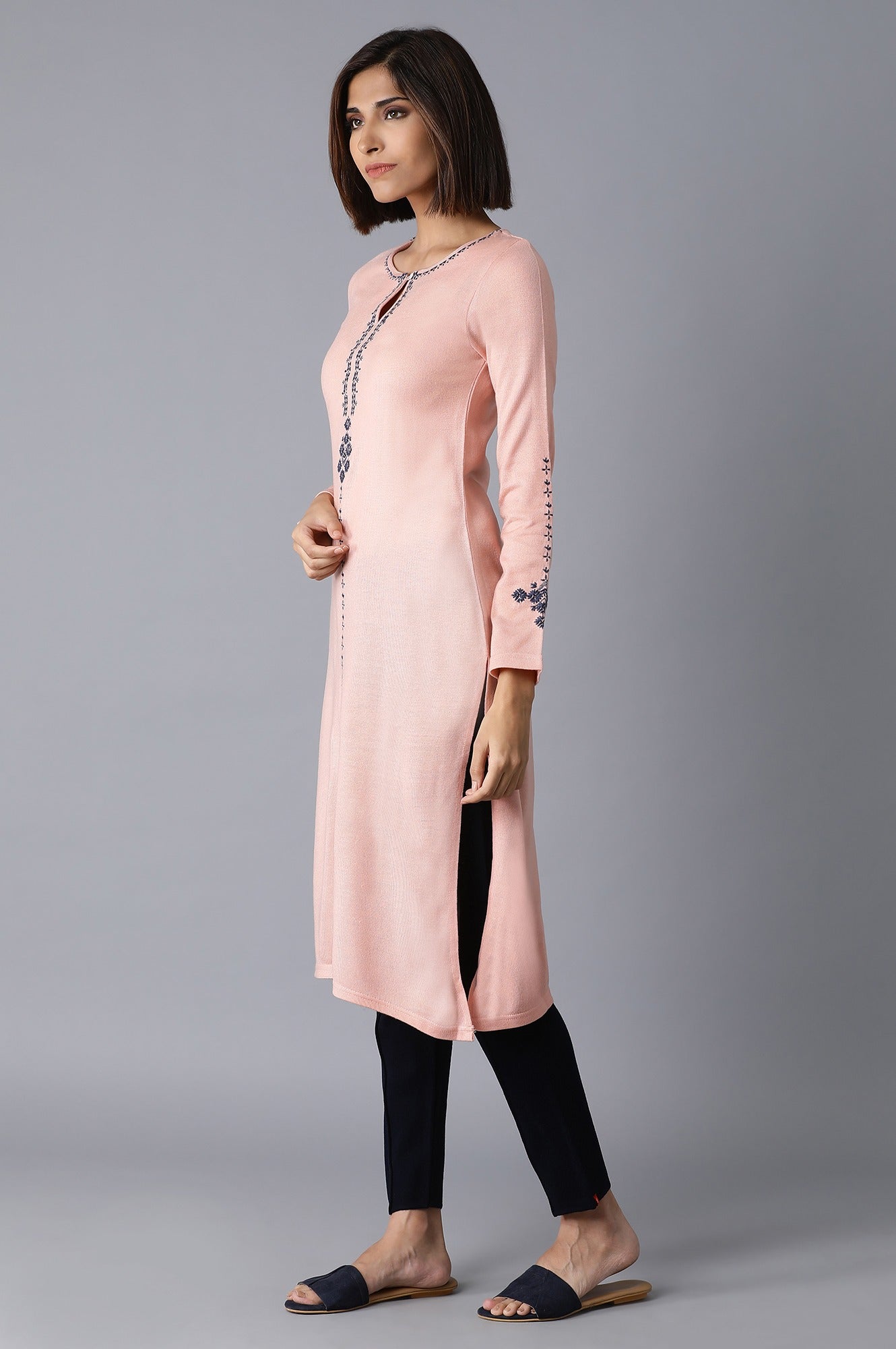 Pink Solid Embroidered Straight kurta