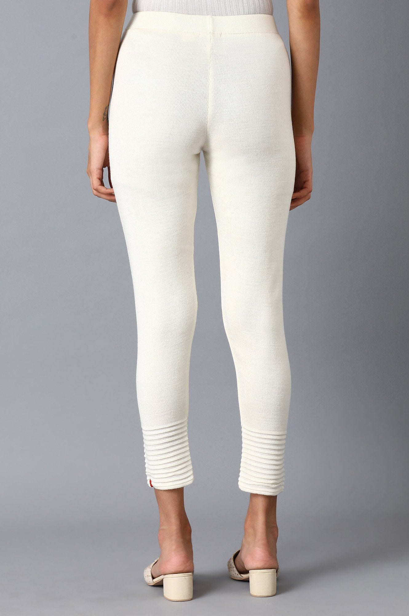 Ecru Basic Leggings