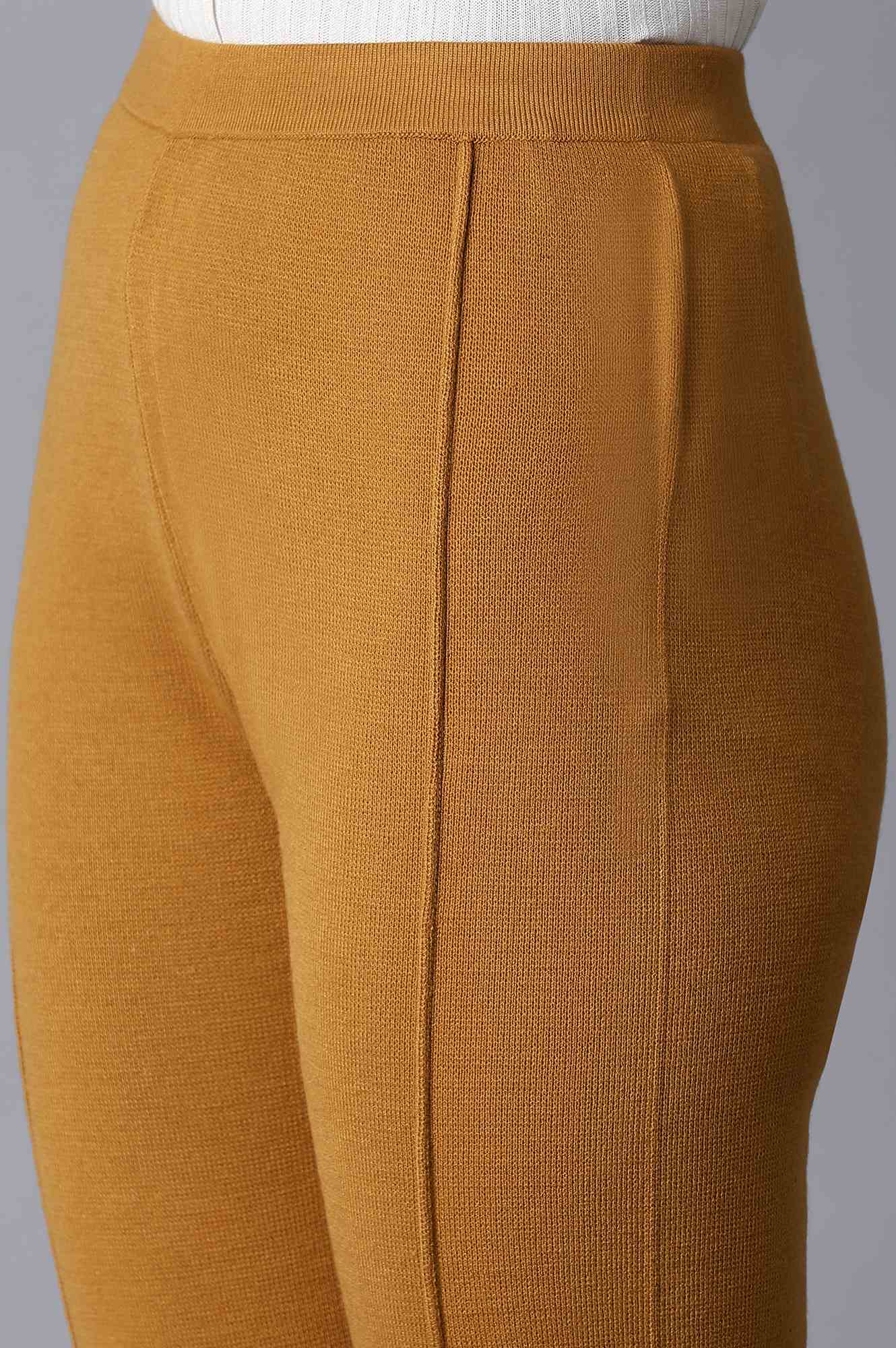 Ochre Basic Leggings