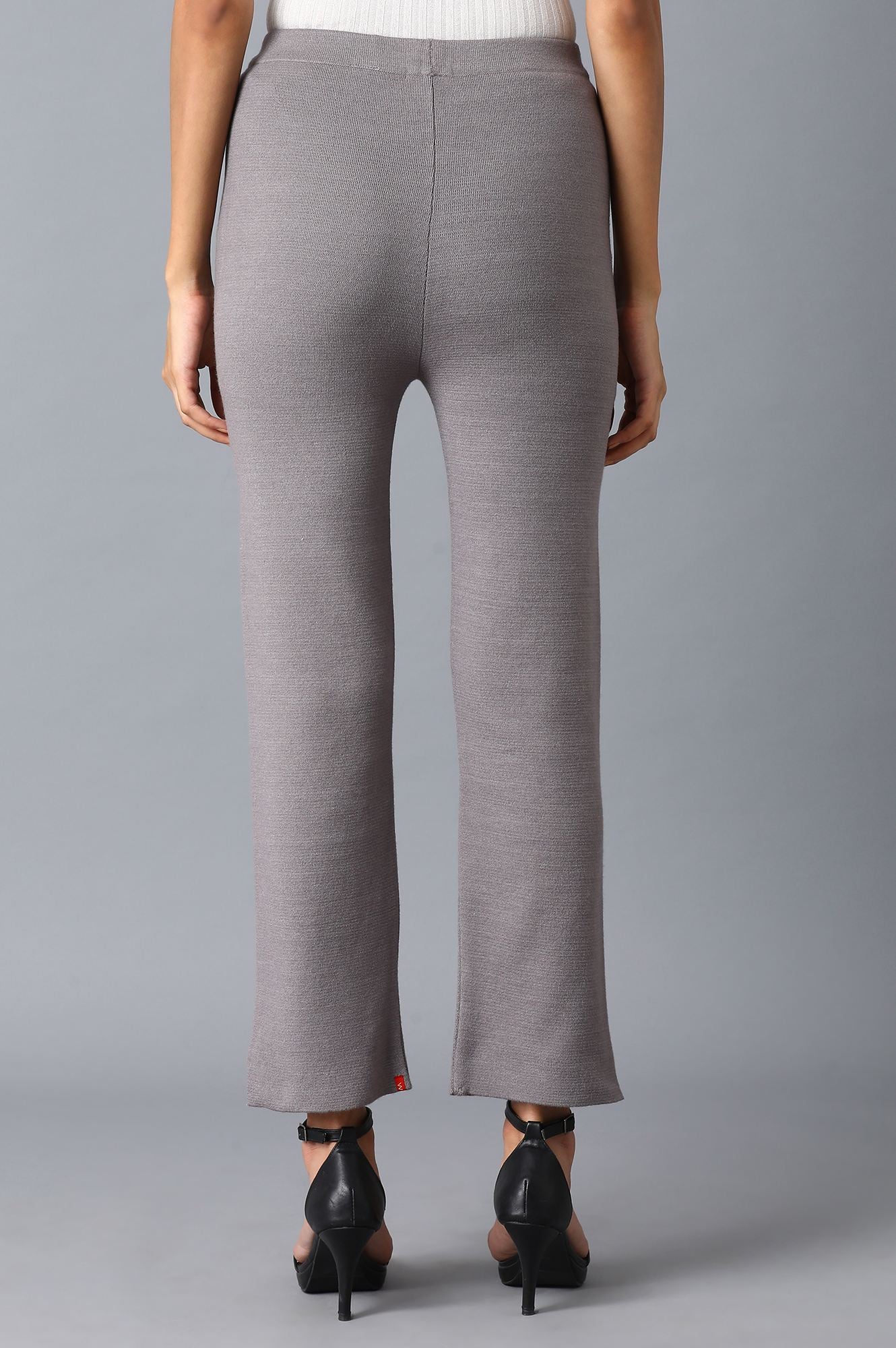 Grey Solid Slim Pants