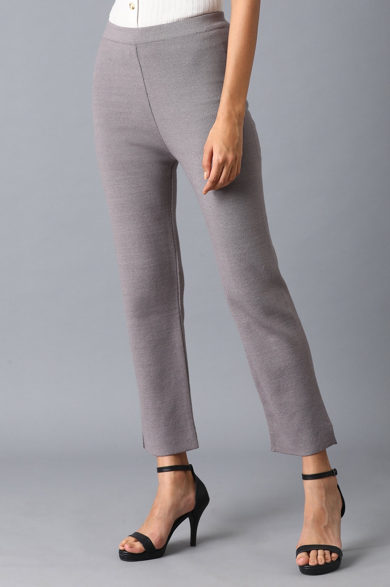 Grey Solid Slim Pants