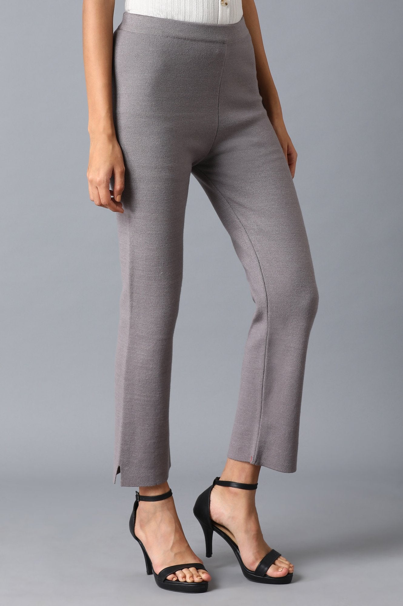 Grey Solid Slim Pants