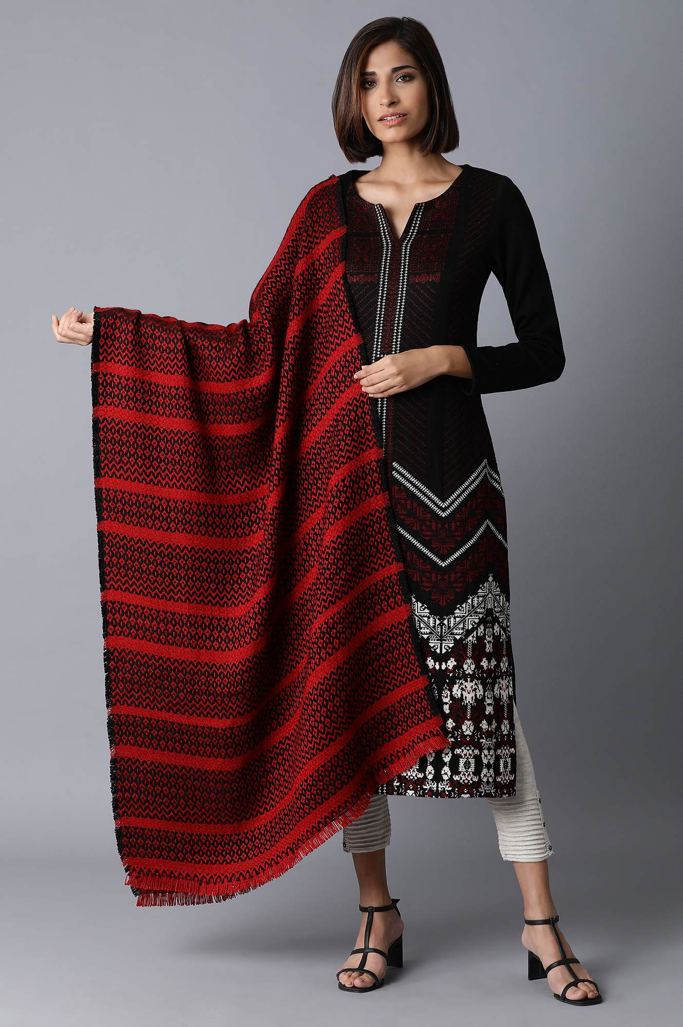 Black and Red Geometric Print Shawl