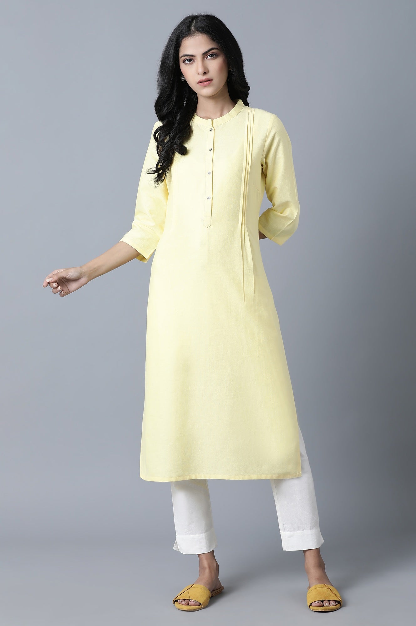 Light Yellow Pleat Detail kurta