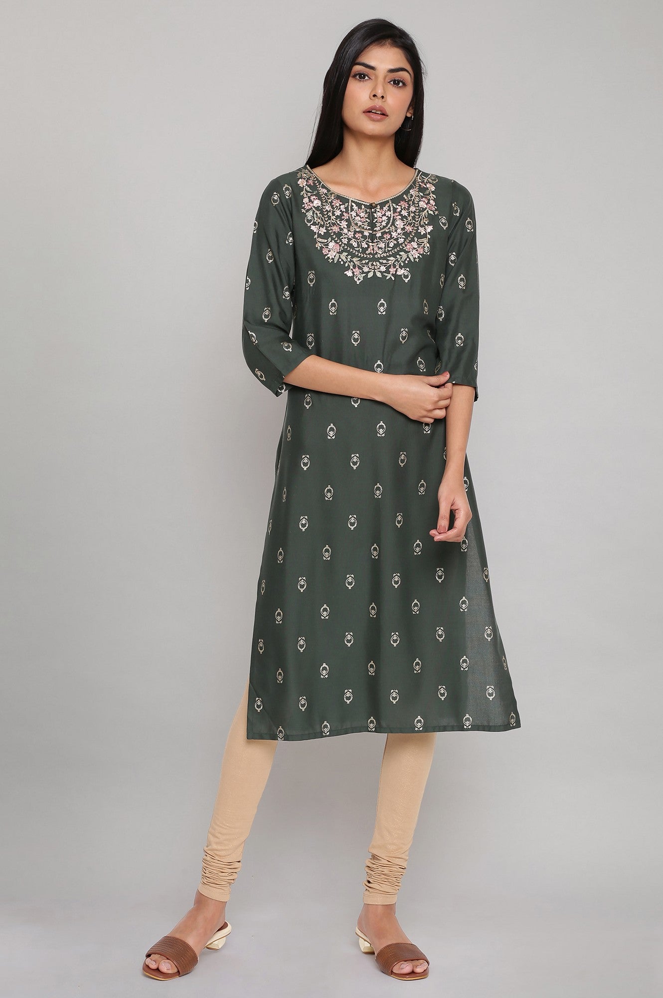 Dark Green Printed kurta with Embroidery