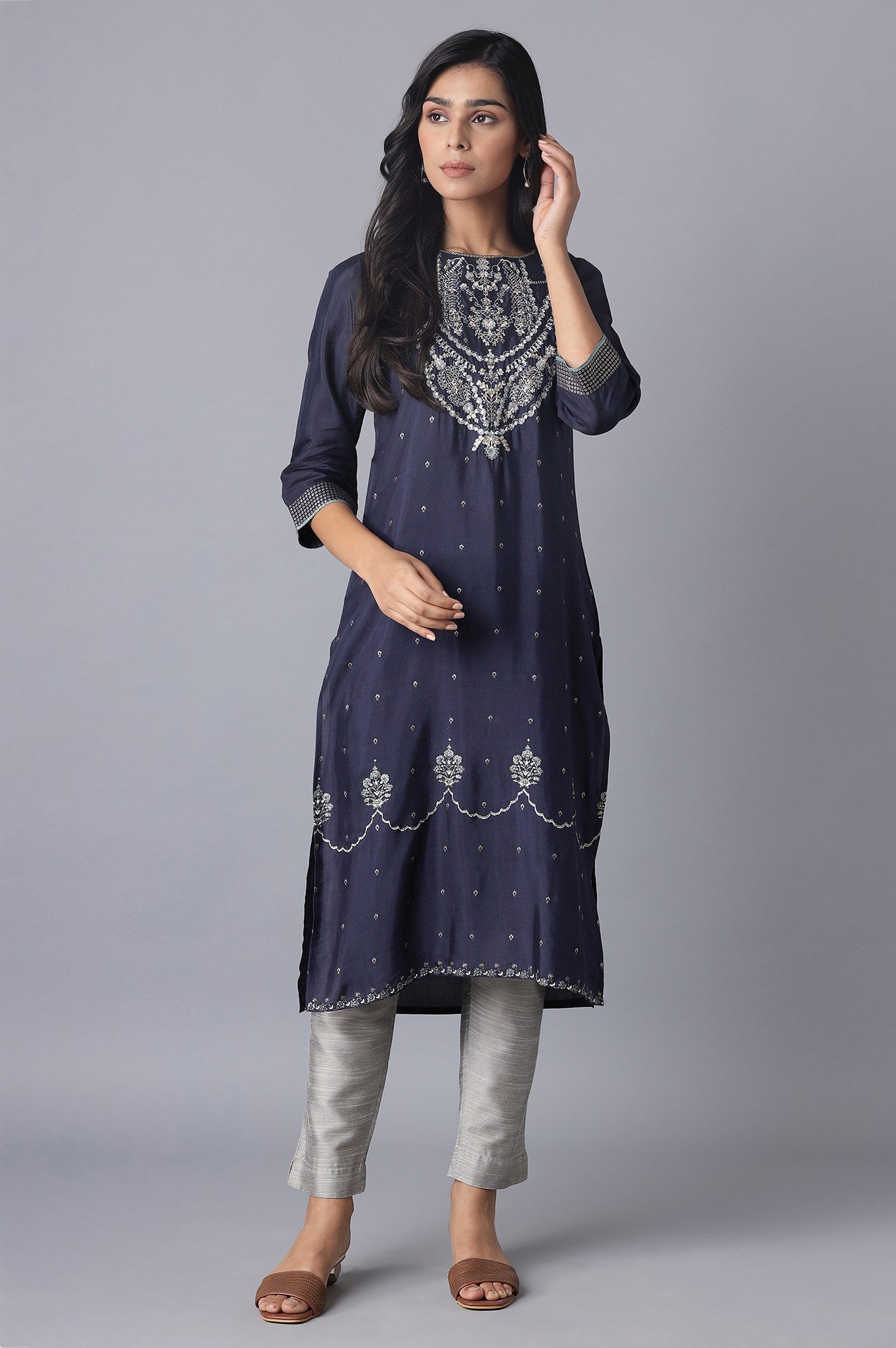 Navy Shantung kurta with Embroidery