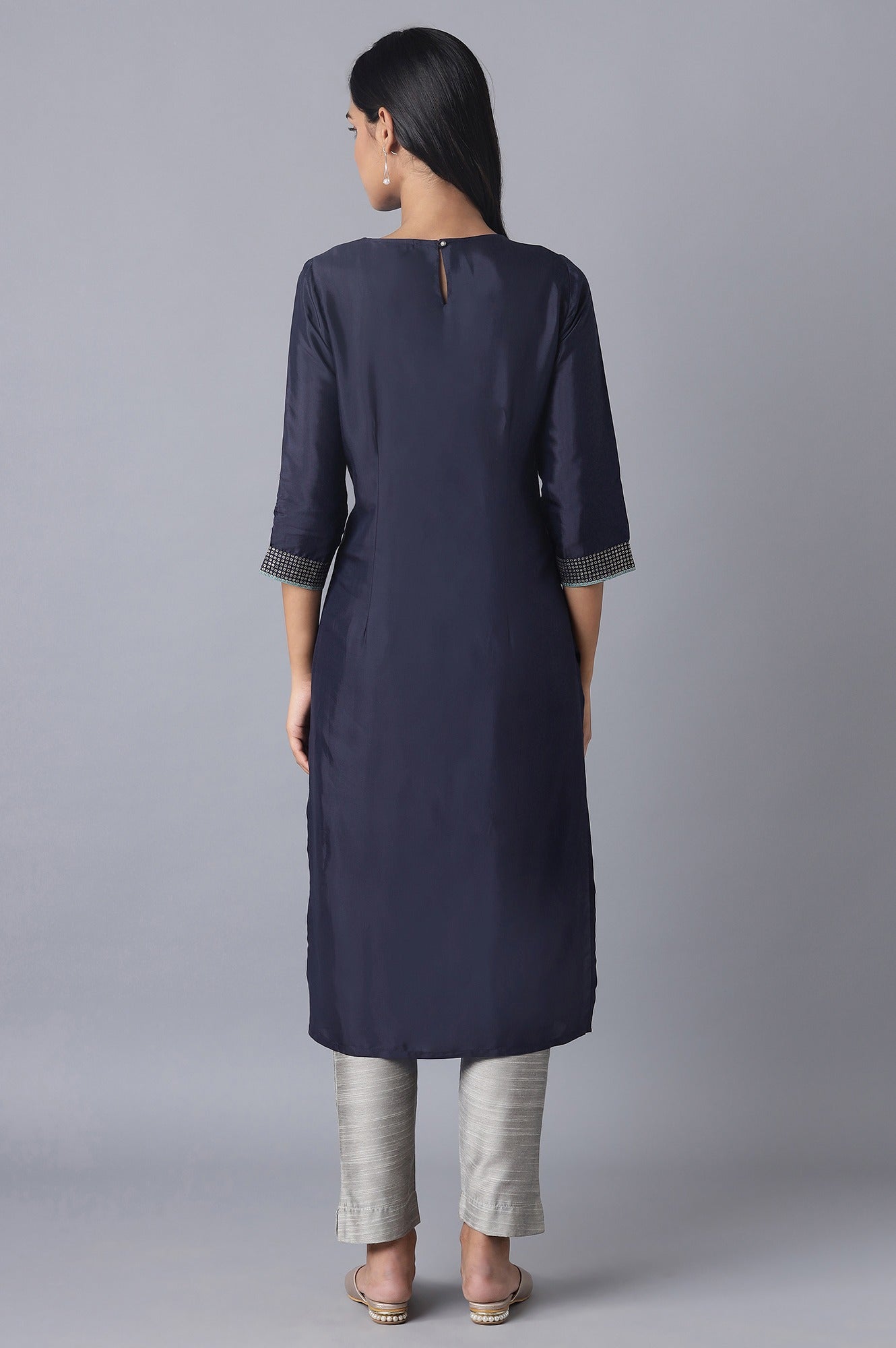 Navy Shantung kurta with Embroidery