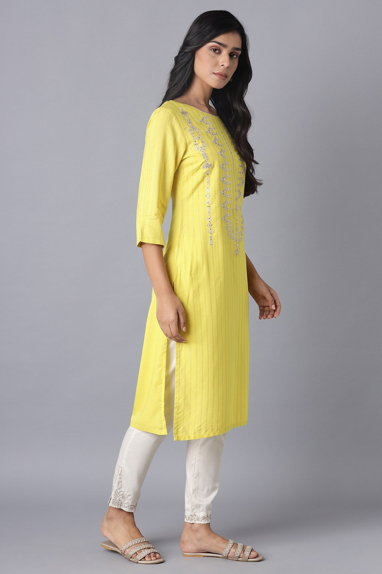 Yellow Printed kurta with Embroidery