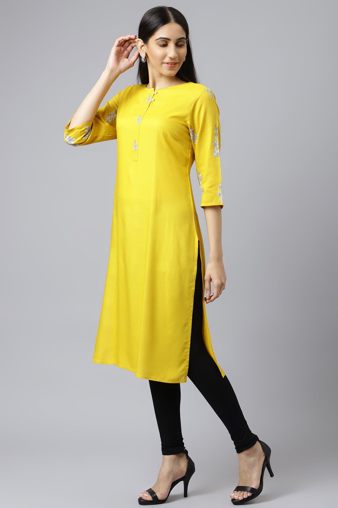 Yellow kurta With Printed Yoke