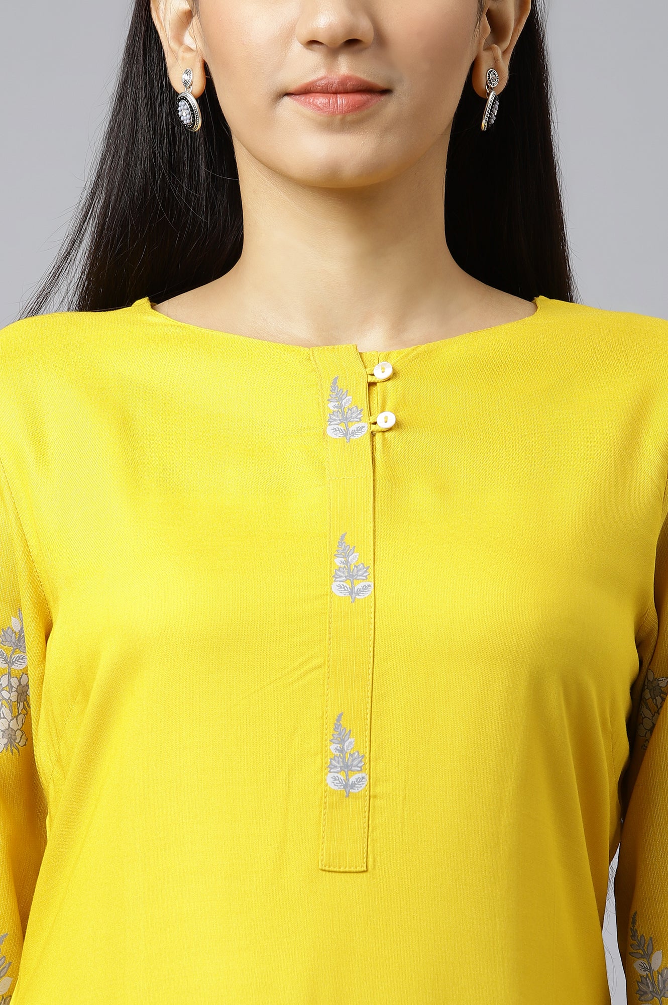 Yellow kurta With Printed Yoke