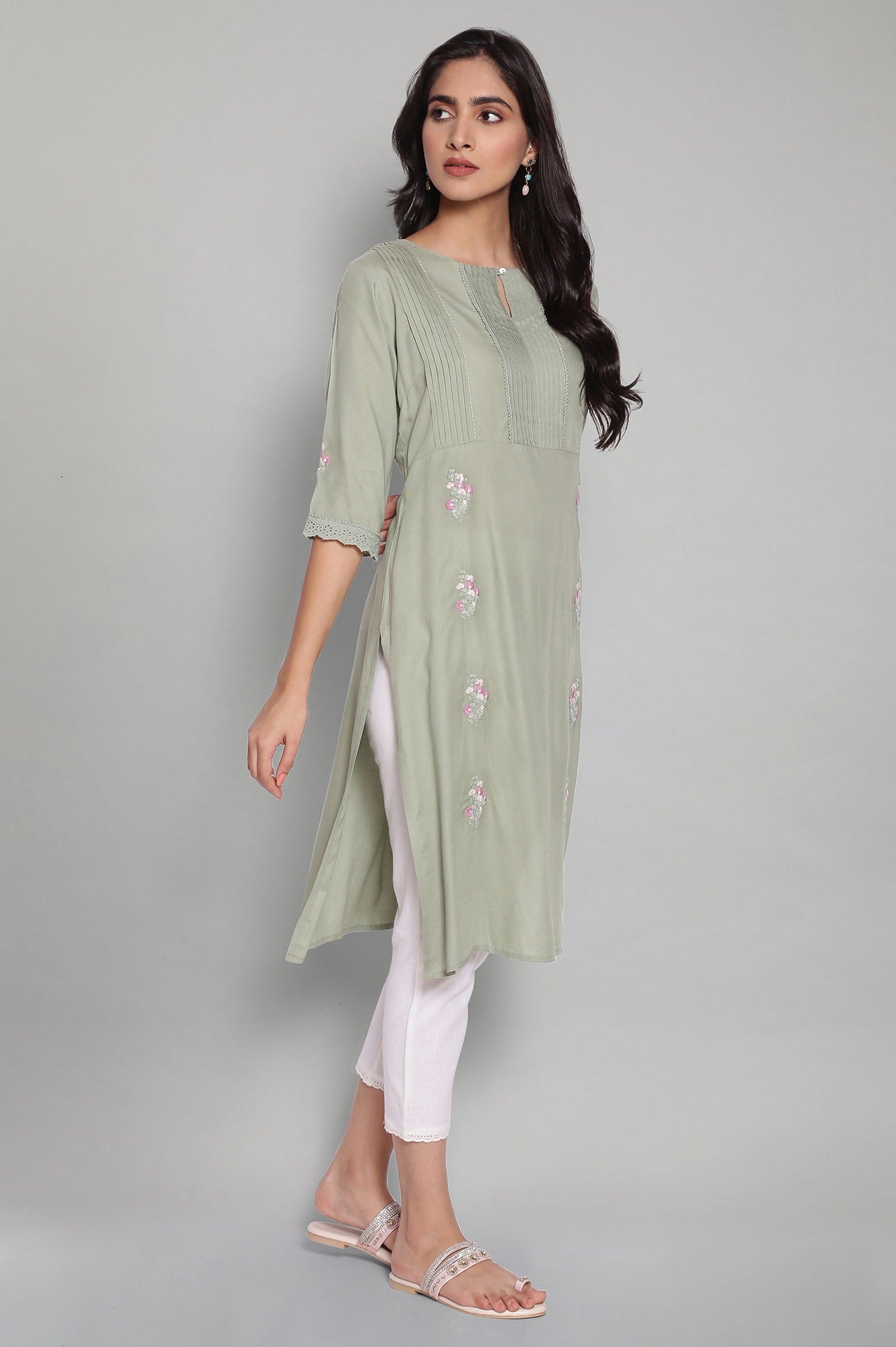 Cameo Green kurta with Embroidery