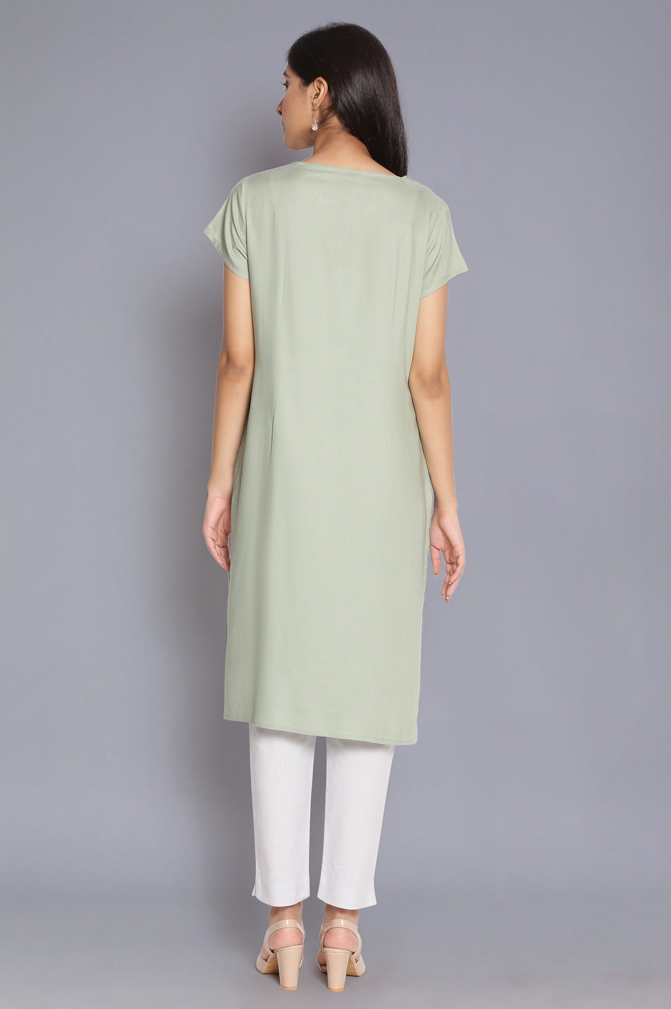 Cameo Green kurta with Embroidery