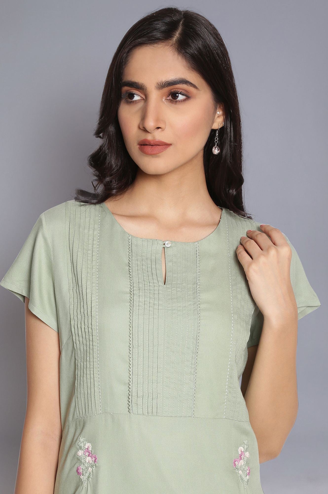 Cameo Green kurta with Embroidery