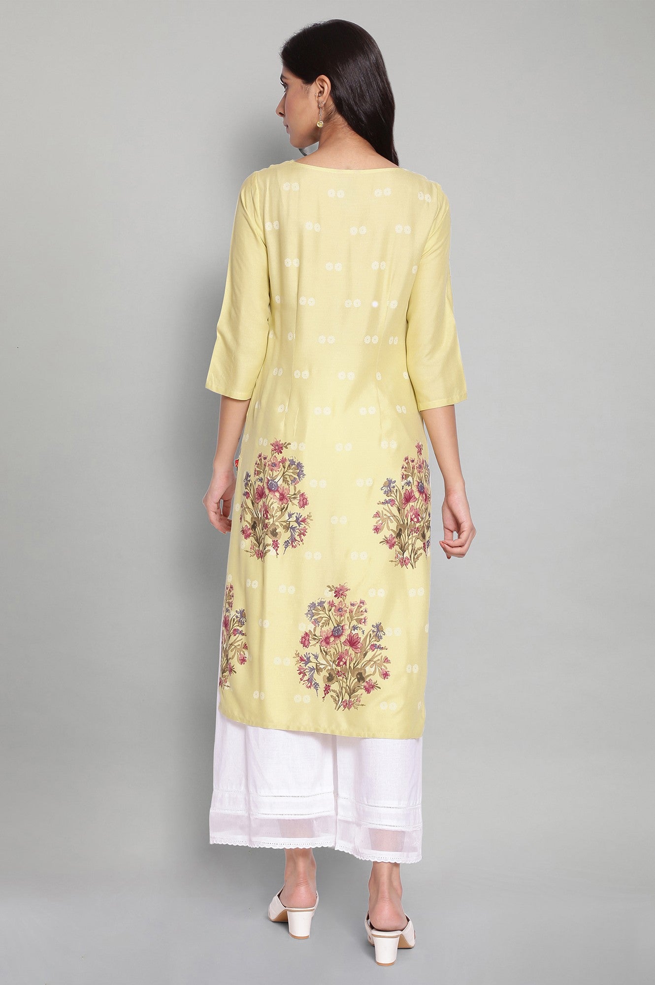 Yellow Printed kurta with Embroidery and Lace