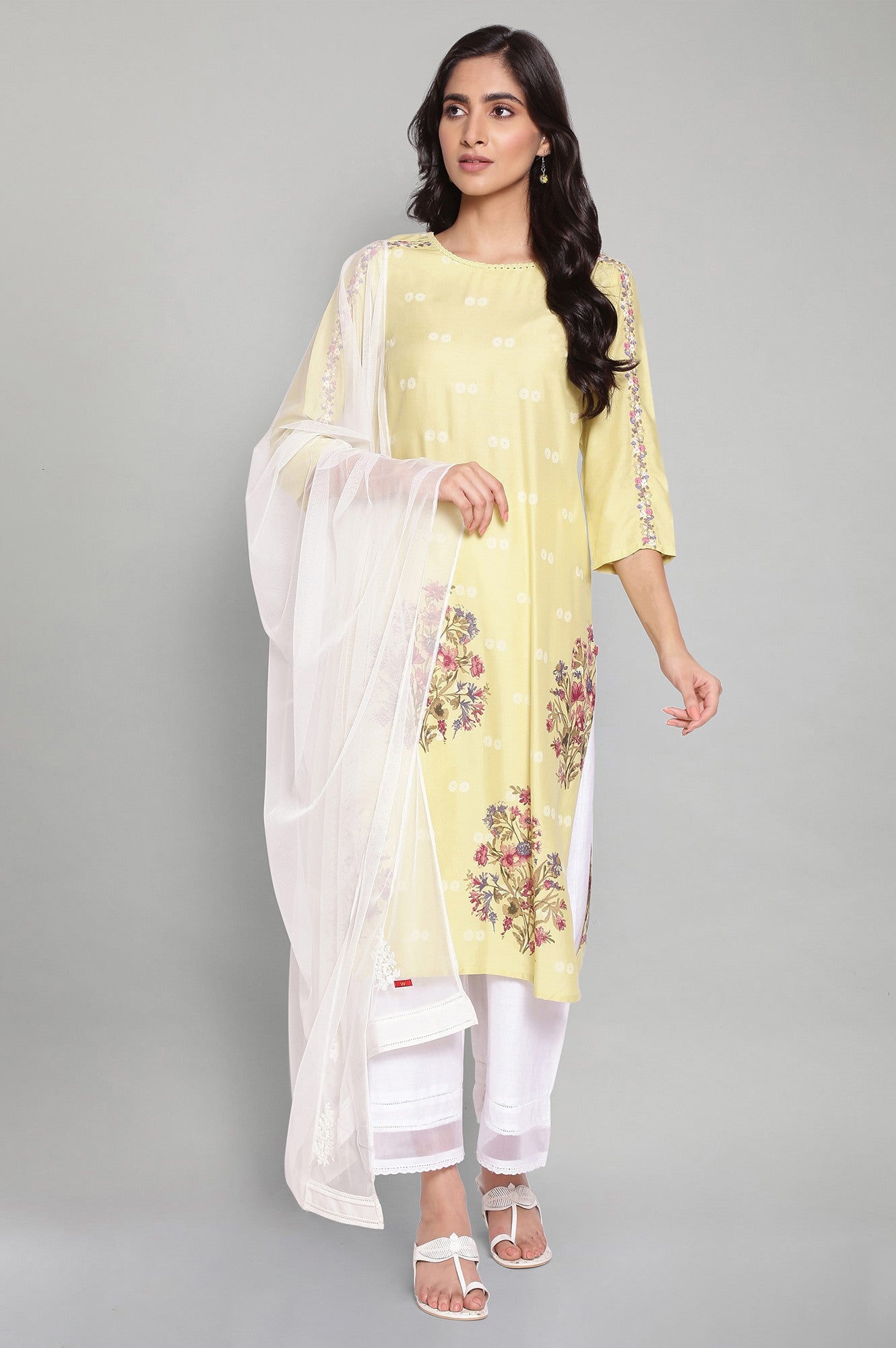 Yellow Printed kurta with Embroidery and Lace