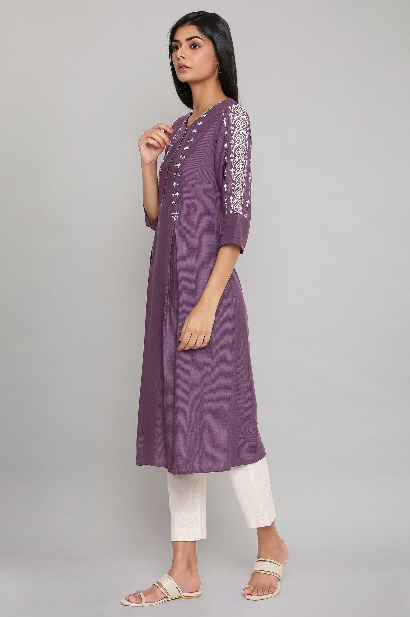 Purple Printed kurta with Embroidery