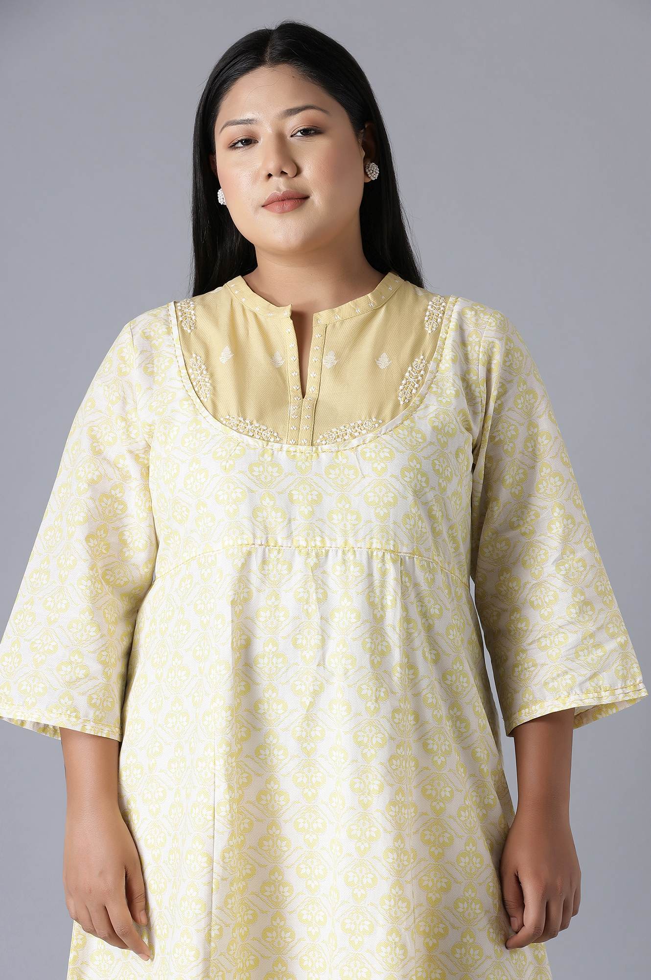 Pale Yellow Long Dress with Embroidery