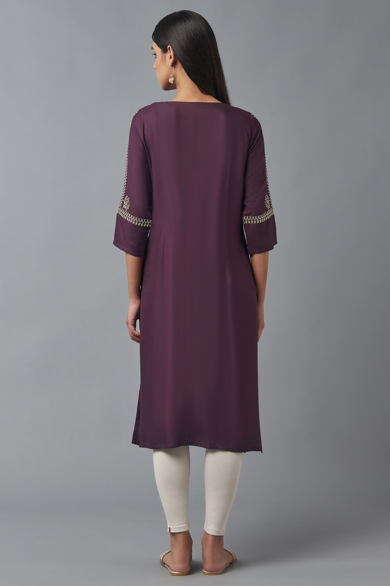 Purple kurta with Embroidery