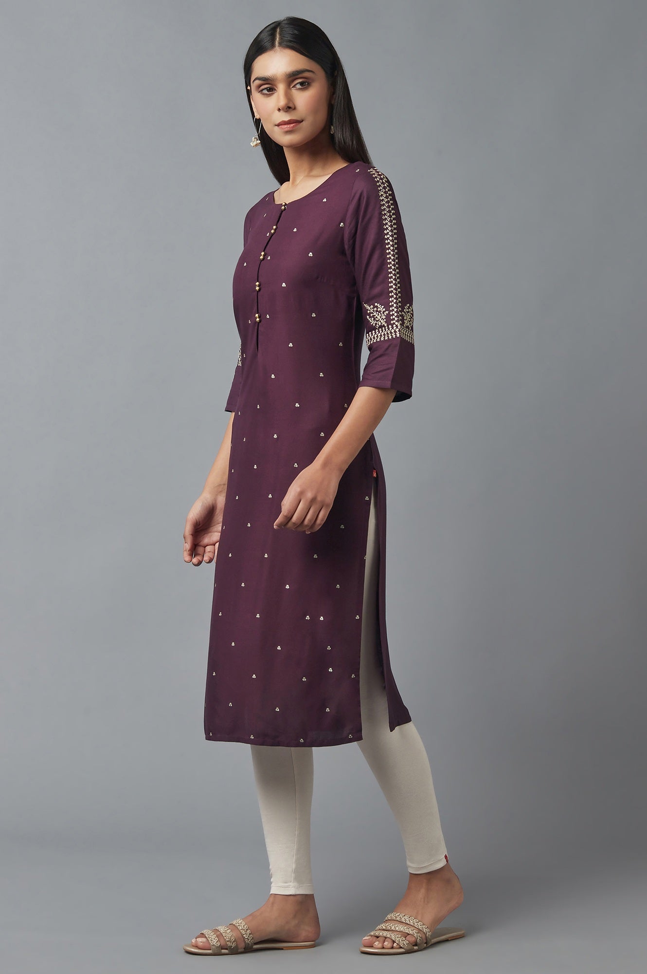 Purple kurta with Embroidery