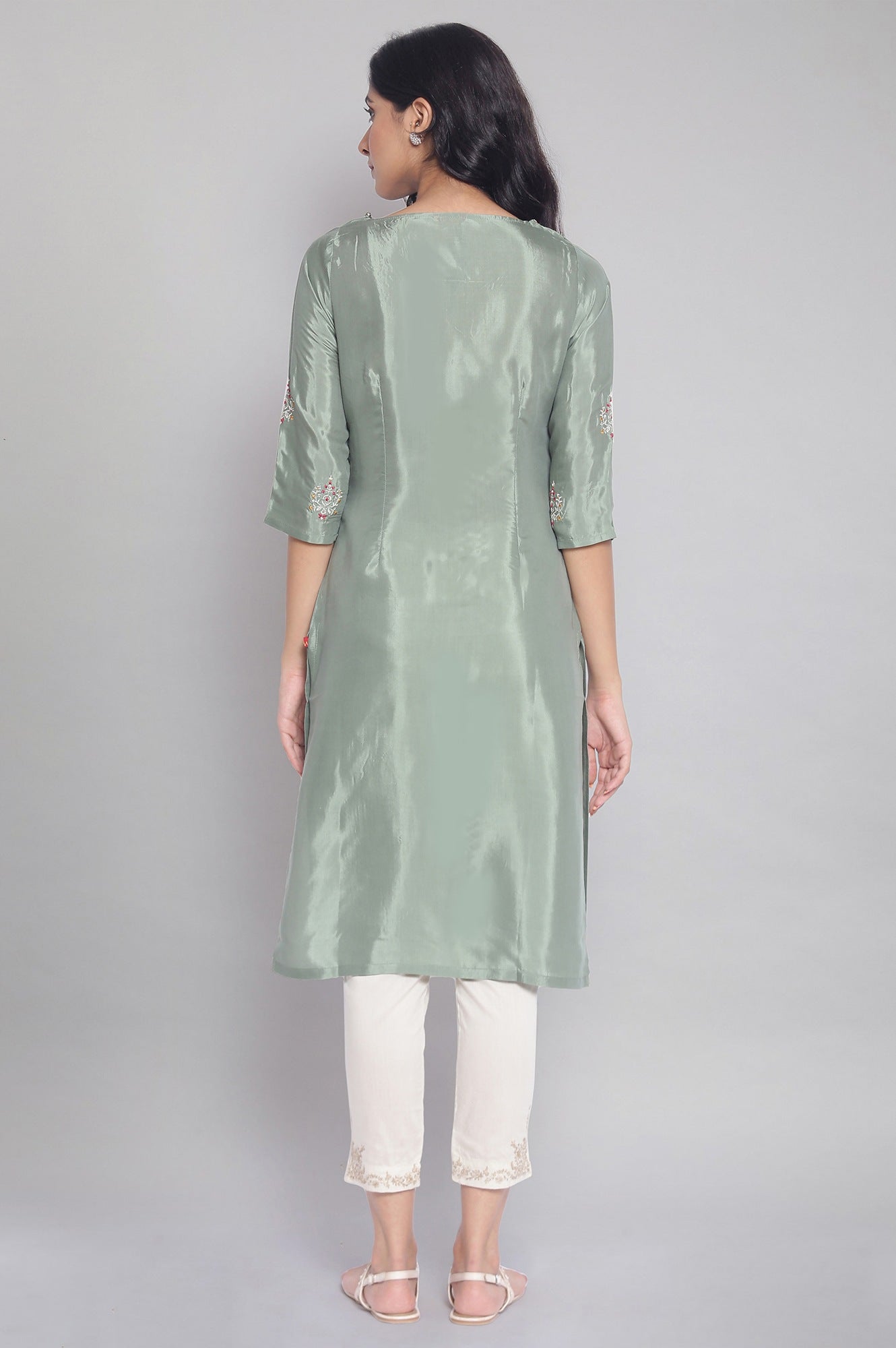 Green kurta with Embroidery