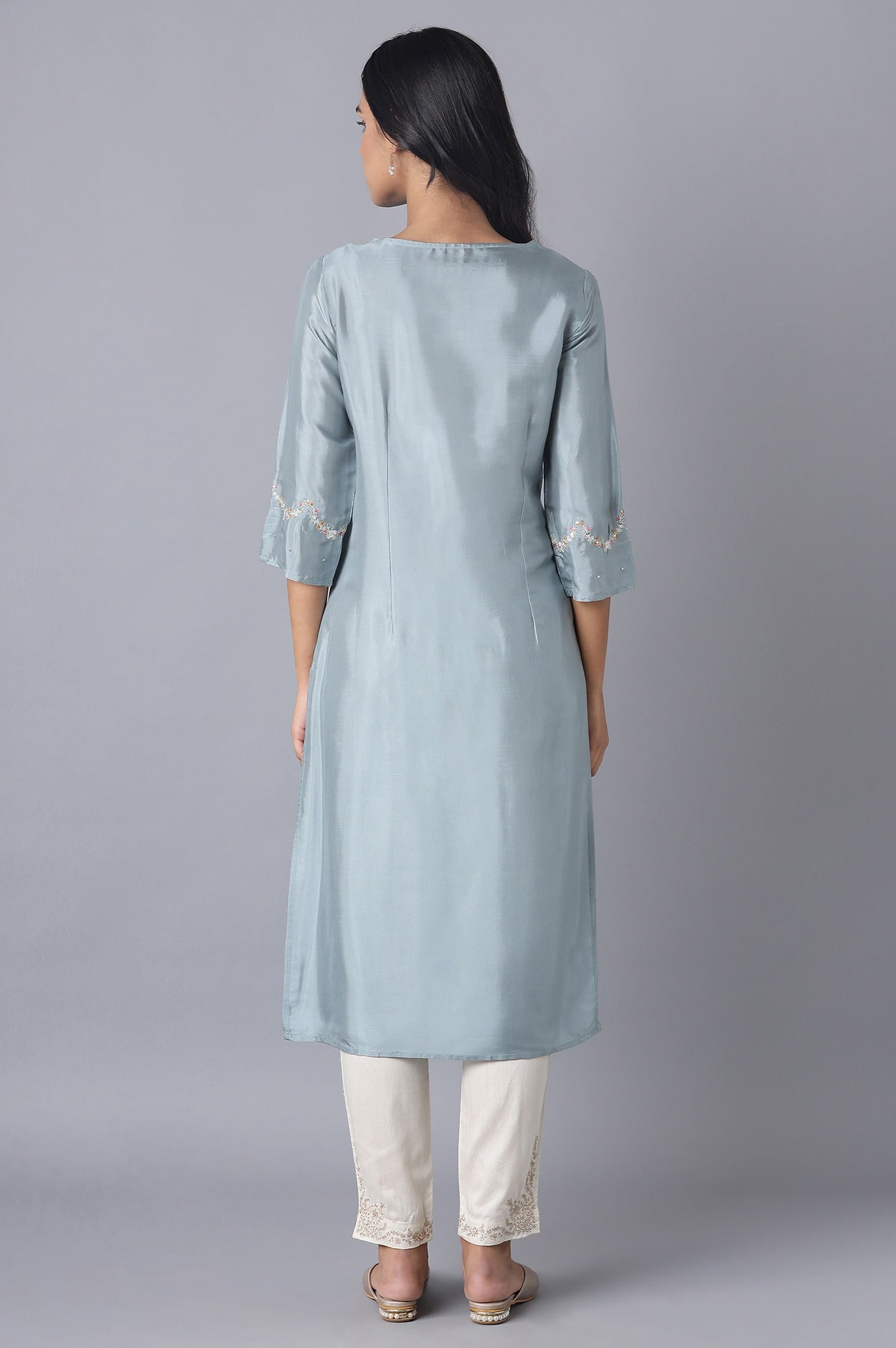 Blue Embroidered kurta