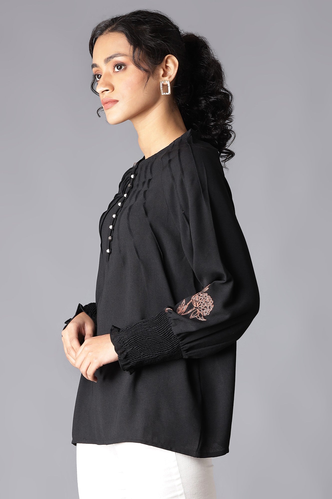 Ecru High-Low Shirt With Floral Print And Mandarin Collar