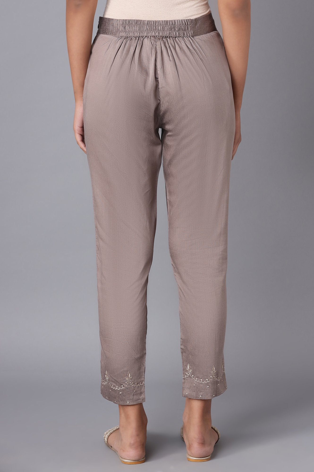 Pink Solid Slim Pants