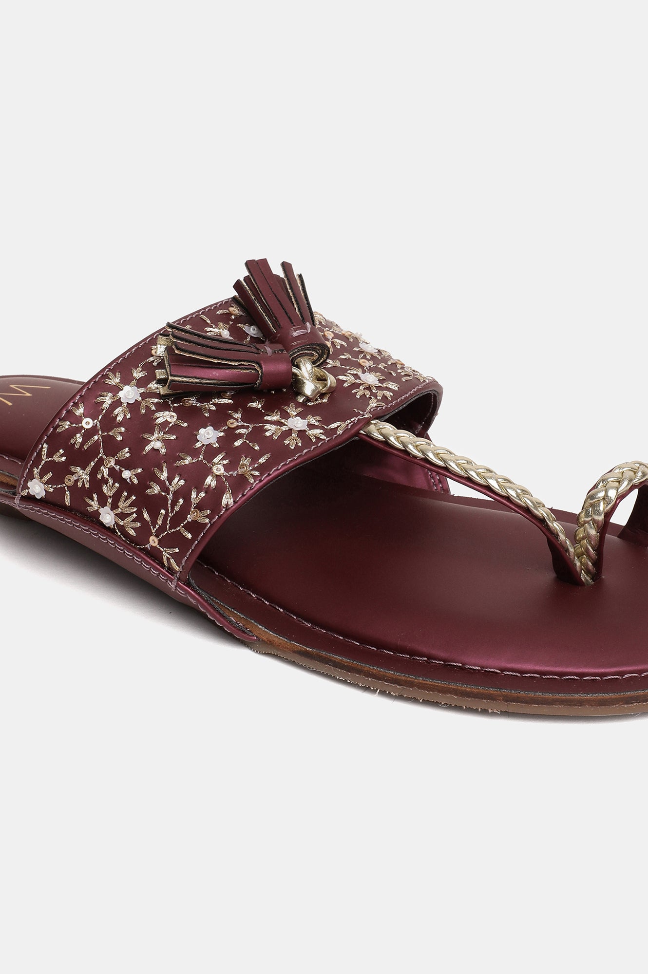 W Embroidered Open Flat