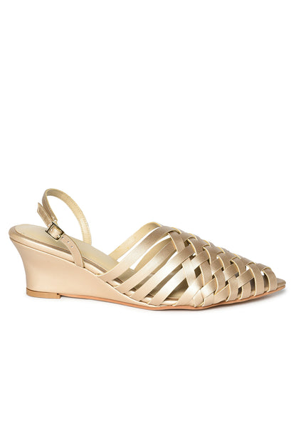 W Woven Design Gold Pointed Toe Wedge