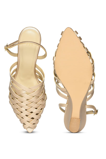 W Woven Design Gold Pointed Toe Wedge