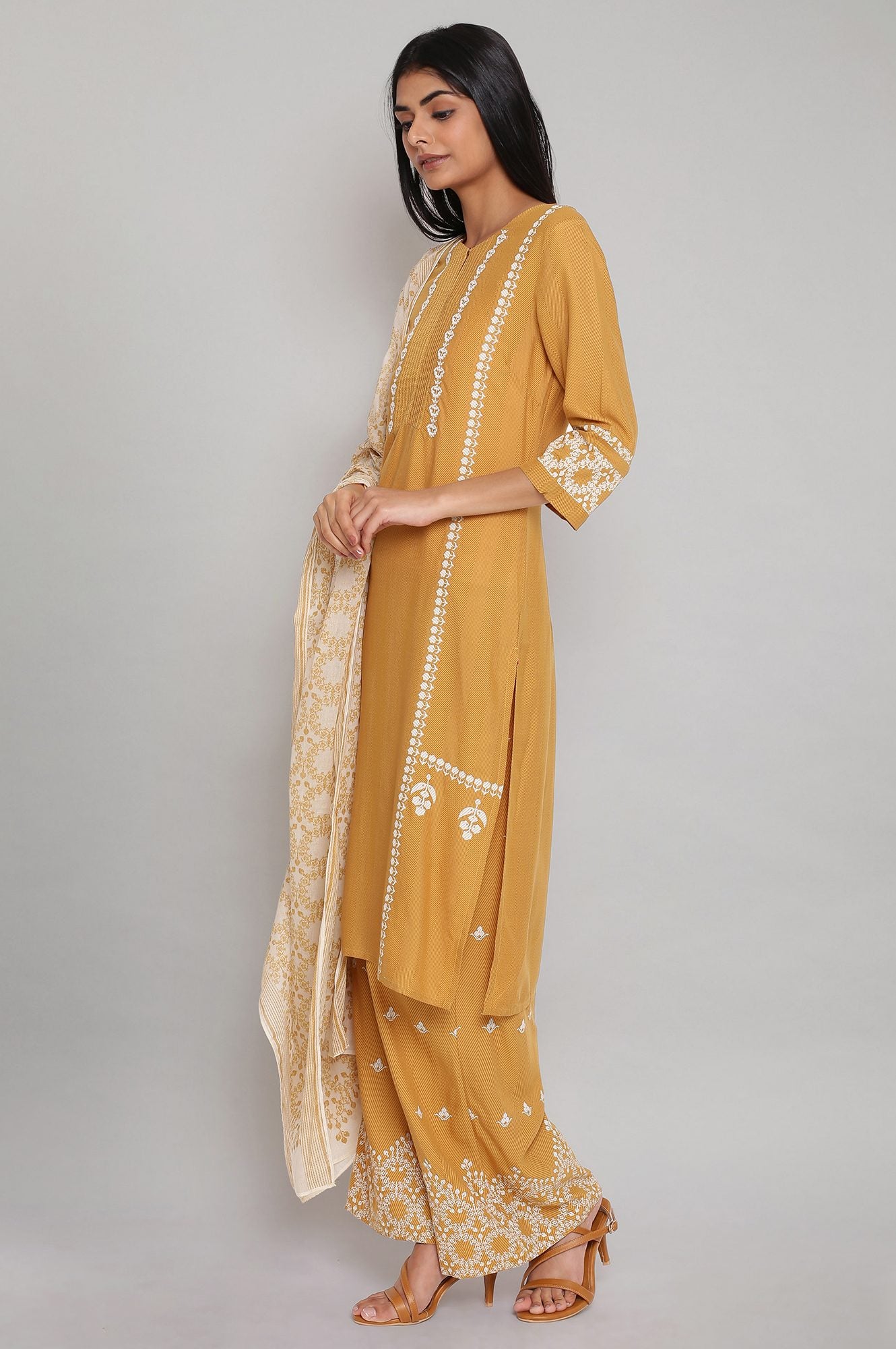 Yellow Printed kurta-Parallel Pants-Voile Dupatta Set