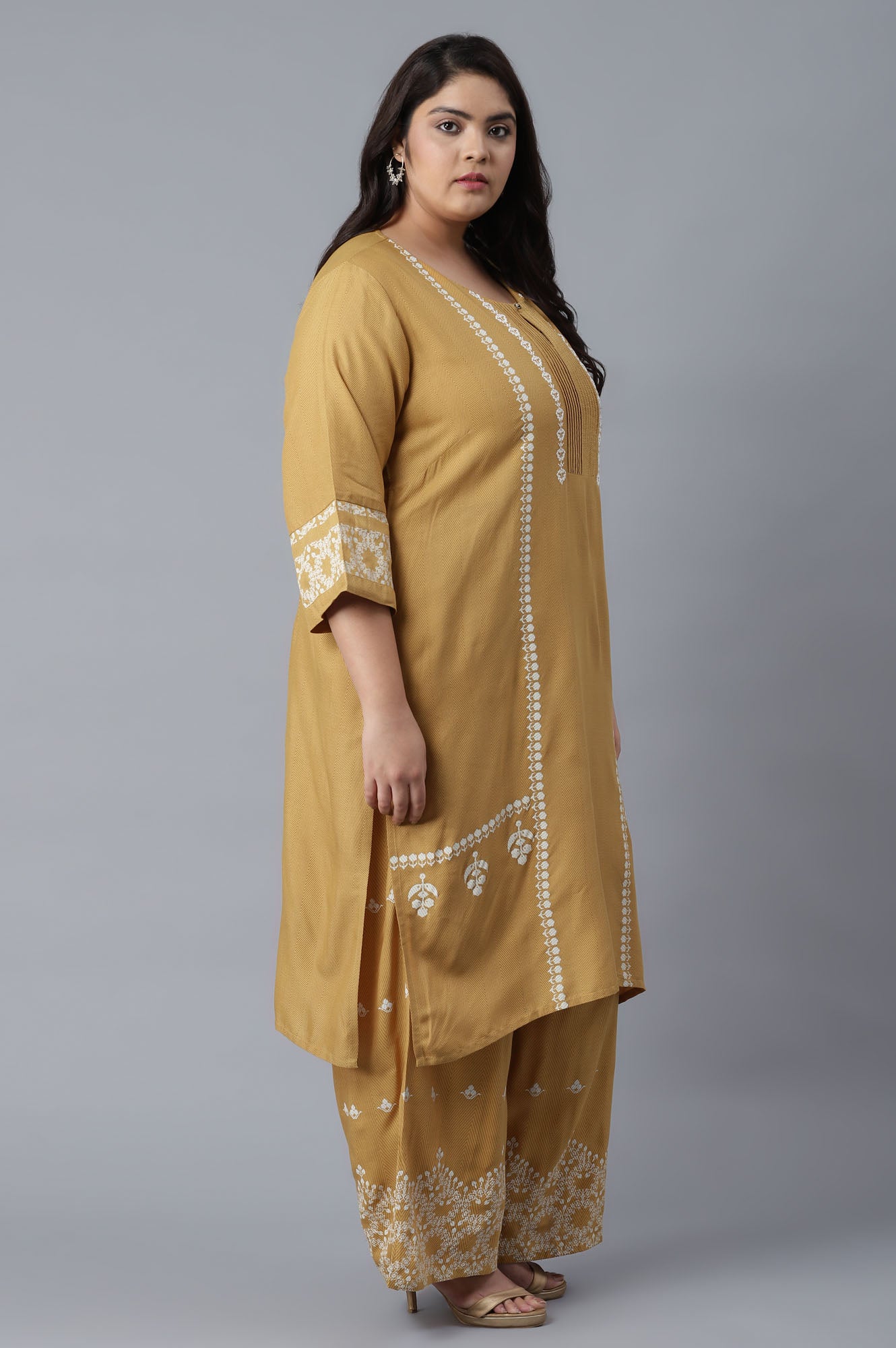 Yellow Printed kurta-Parallel Pants-Voile Dupatta Set