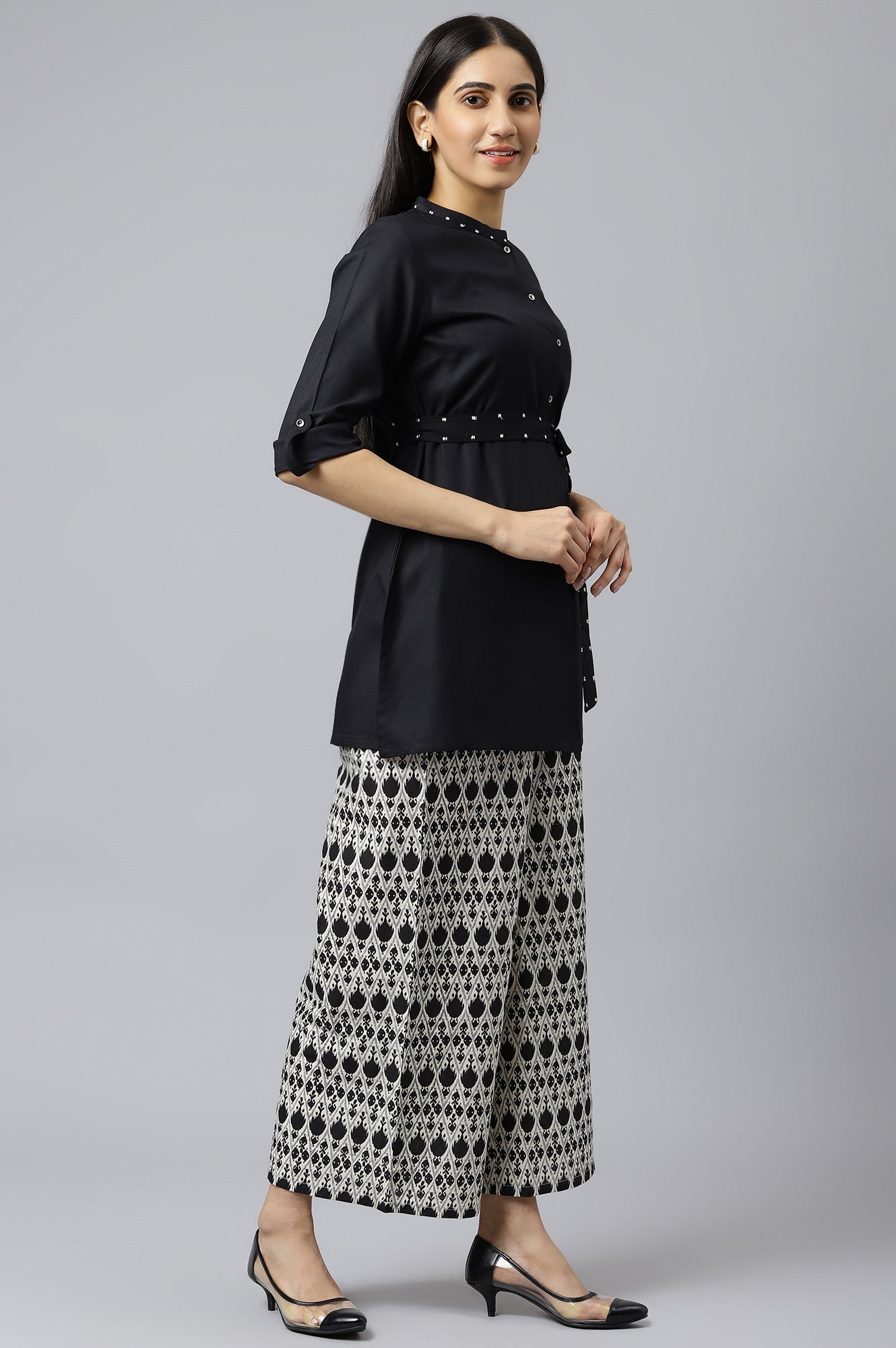 Black Mandarin Collar kurta-Printed Parallel Pants Set