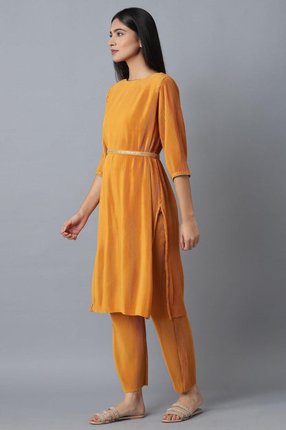 Orange Pleated kurta-Slim Pants Set - wforwoman