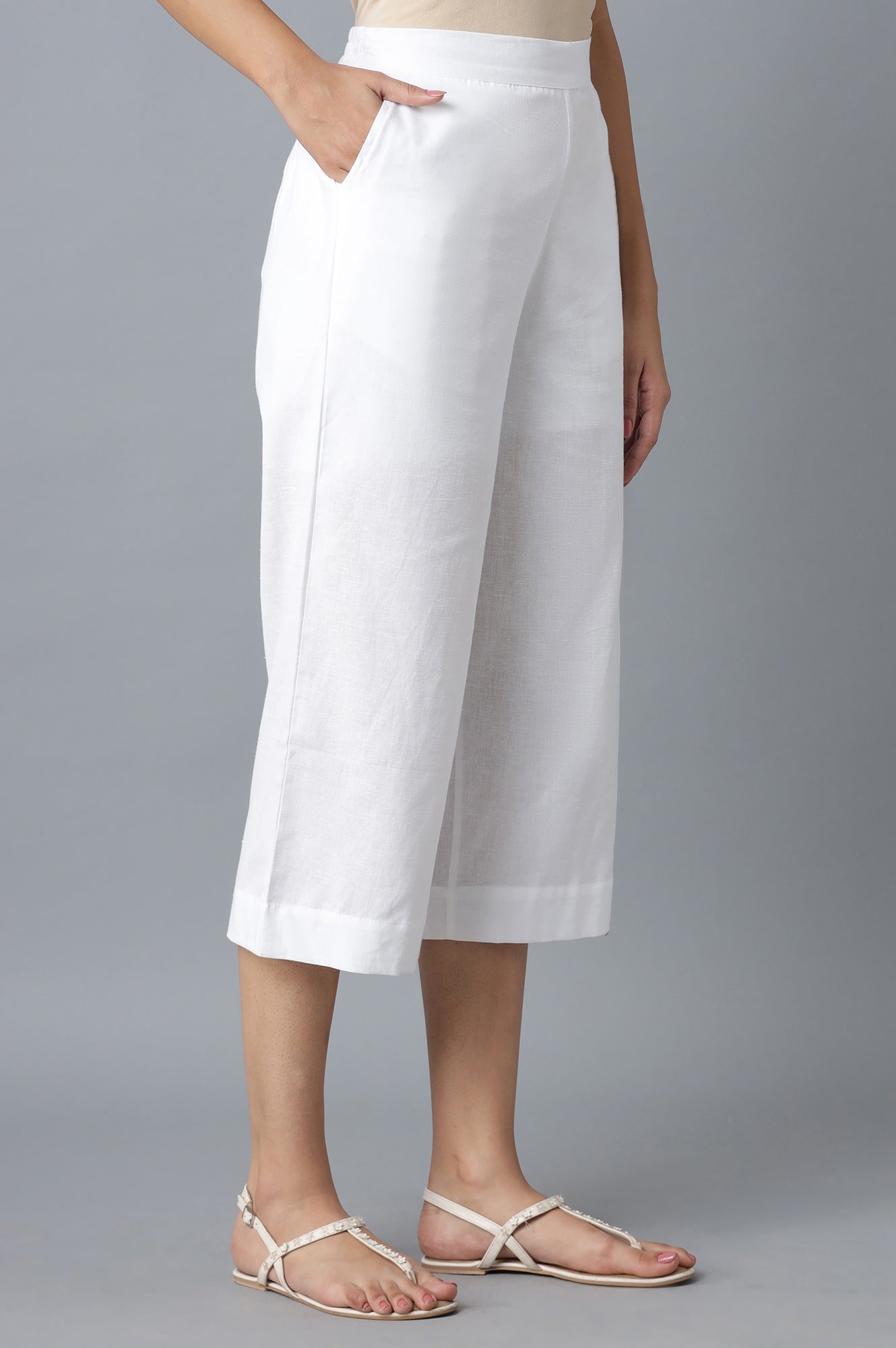 White rollup hem trousers