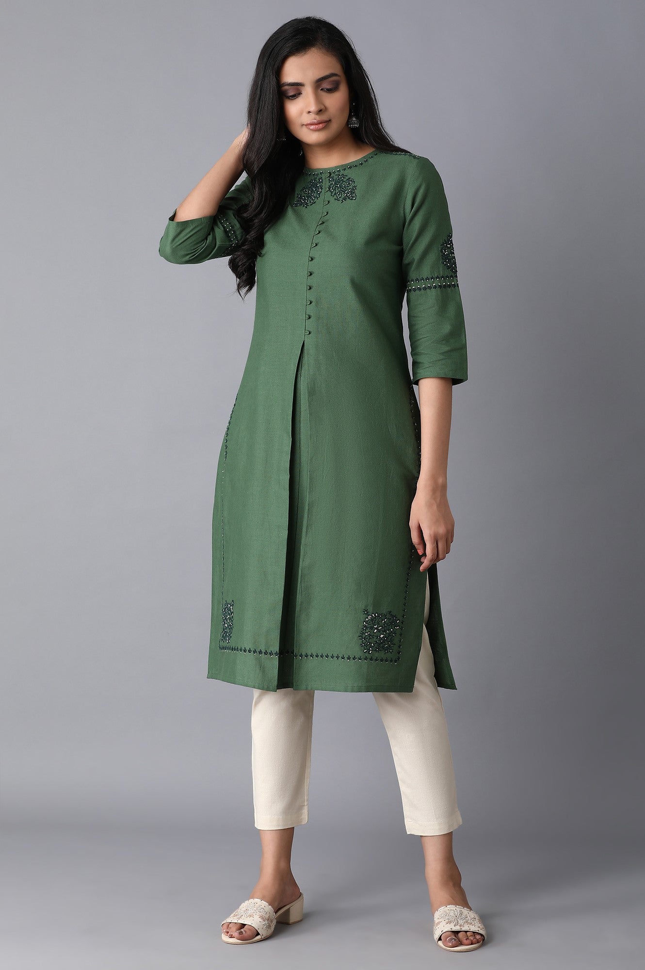 ELM Green Embroidered Straight kurta