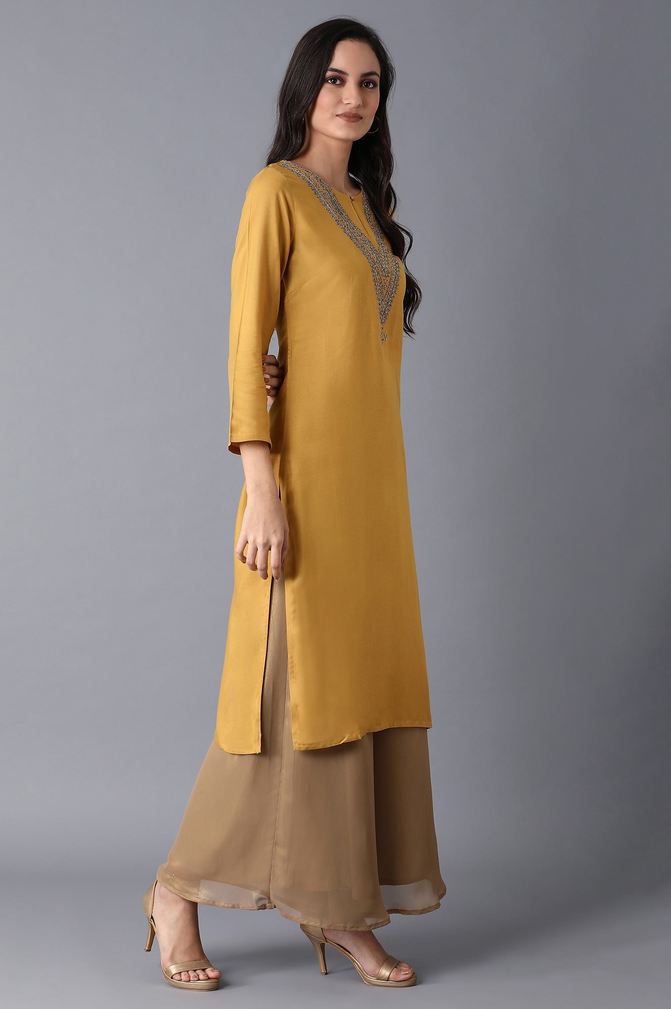 Yellow Straight Embroidered kurta