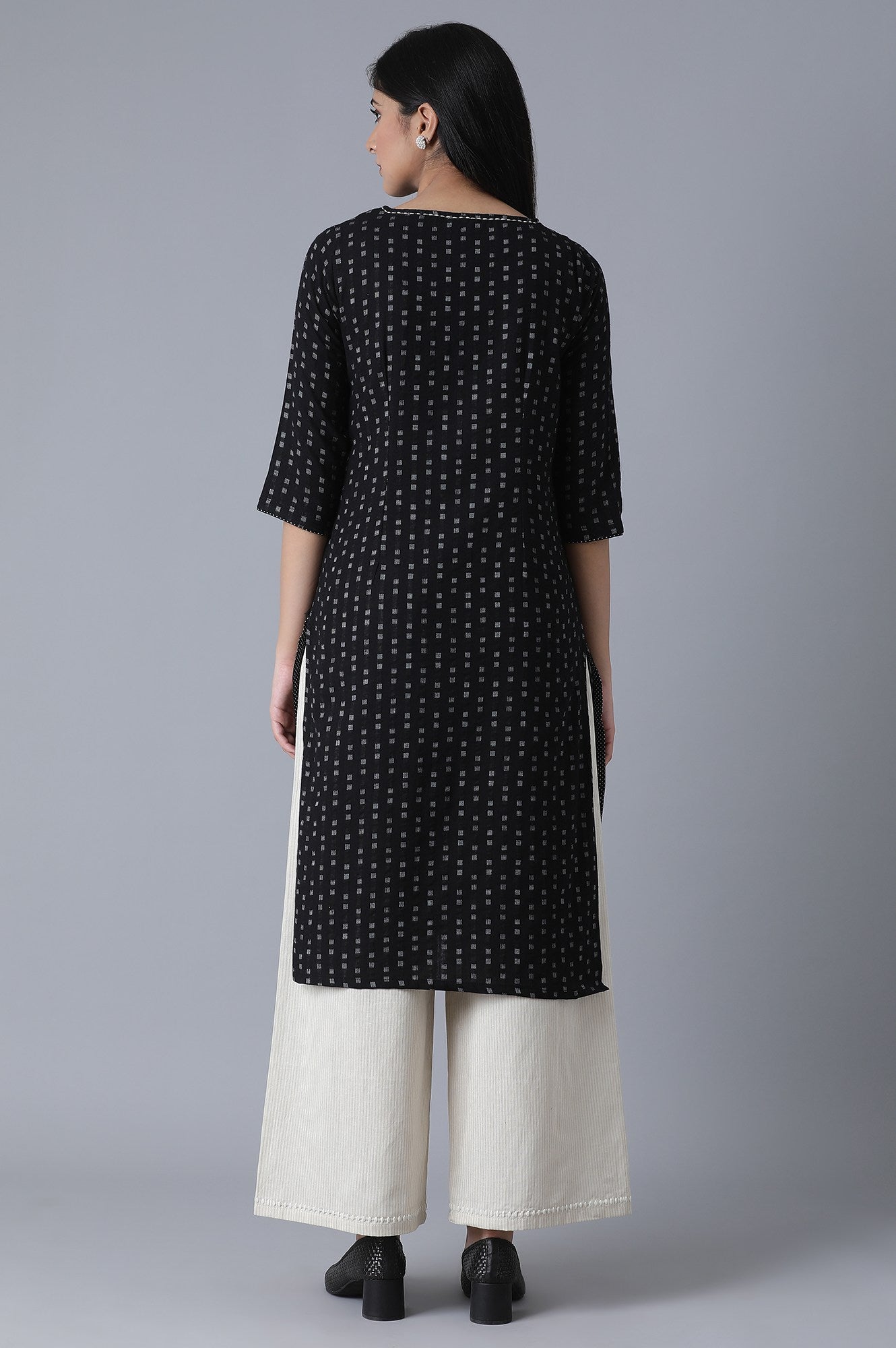 Black Polka Dots Yarn Dyed Embroidered kurta