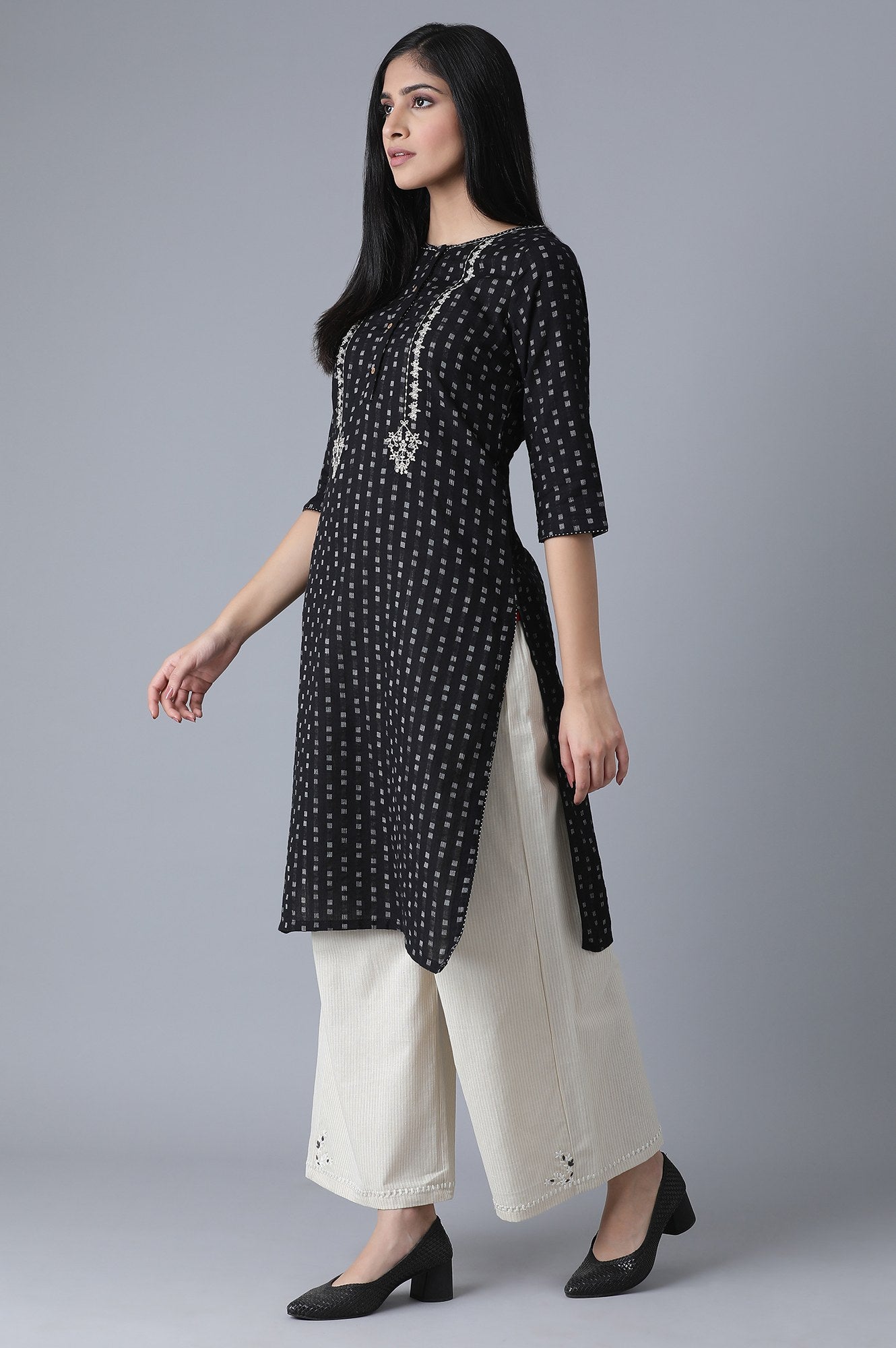 Black Polka Dots Yarn Dyed Embroidered kurta