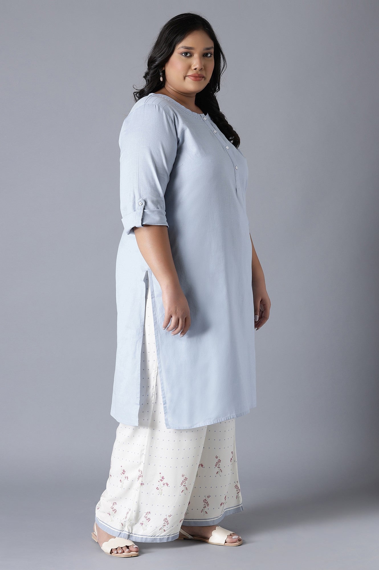 Blue Round Neck Solid kurta